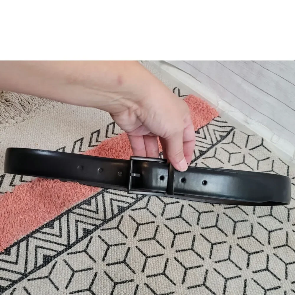 CALVIN KLEIN BLACK W BLACK BELT BUCKLE SYTHENTIC LEATHER BELT, SZ MEDIUM